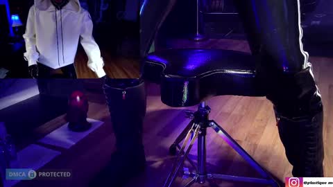 plasticme online show from April 5, 2026, 4:15 pm