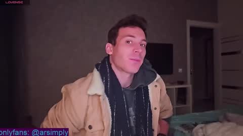 Arsenii online show from December 3, 2025, 3:25 am