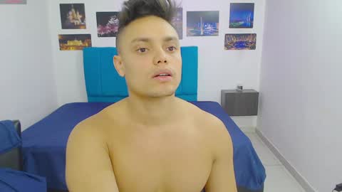 Snapshot of playboy_sex6 chatting on January 25, 2025, 4:03 pm PETER online show from January 25, 2025, 4:03 pm