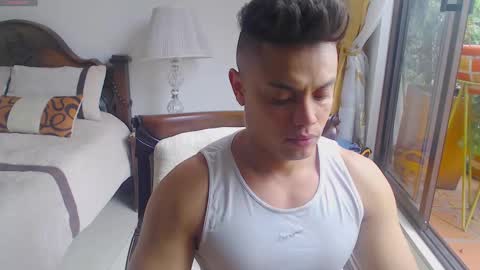 Snapshot of playboy_sex6 chatting on September 28, 2025, 5:40 pm PETER online show from September 28, 2025, 5:40 pm