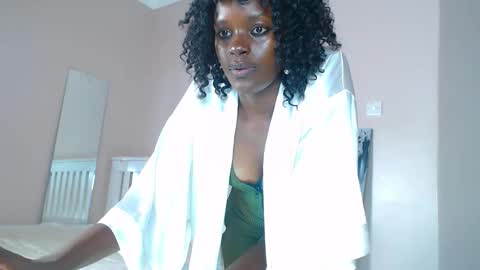 Snapshot of playboytit chatting on November 11, 2025, 6:35 am playboytit online show from November 11, 2025, 6:35 am