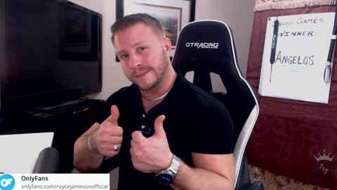 Snapshot of player2pawns chatting on January 28, 2025, 8:36 am Player online show from January 28, 2025, 8:36 am