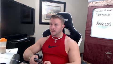 Snapshot of player2pawns chatting on February 3, 2025, 1:30 am Player online show from February 3, 2025, 1:30 am