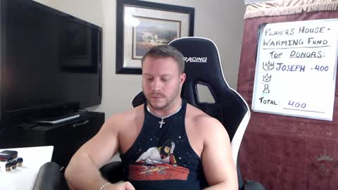 Snapshot of player2pawns chatting on February 6, 2025, 2:33 am Player online show from February 6, 2025, 2:33 am