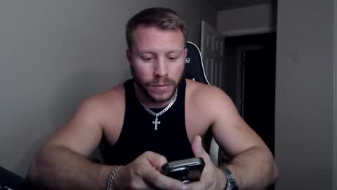 Snapshot of player2pawns chatting on October 3, 2025, 8:22 am Player online show from October 3, 2025, 8:22 am