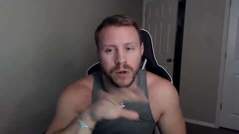 Snapshot of player2pawns chatting on October 24, 2025, 5:42 pm Player online show from October 24, 2025, 5:42 pm