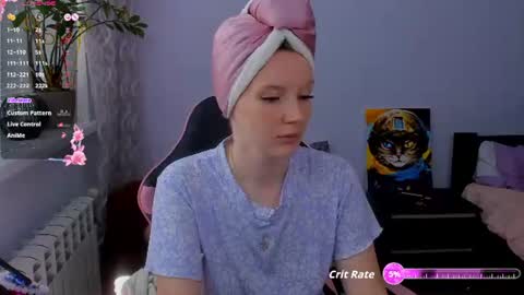 Snapshot of playful_mary chatting on June 21, 2026, 8:17 am Masha online show from June 21, 2026, 8:17 am