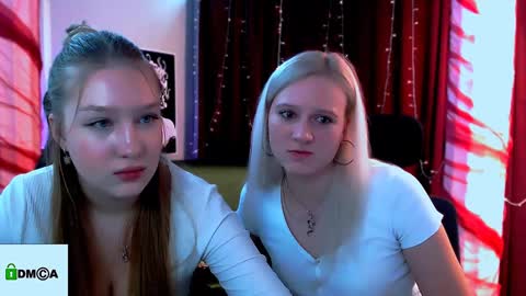 Snapshot of playful_sophie chatting on January 10, 2025, 1:31 pm Sophie online show from January 10, 2025, 1:31 pm