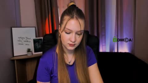Snapshot of playful_sophie chatting on January 30, 2025, 1:42 pm Sophie online show from January 30, 2025, 1:42 pm