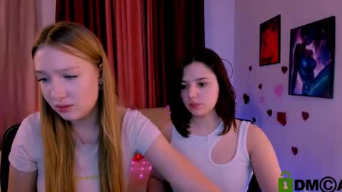 Snapshot of playful_sophie chatting on February 25, 2025, 11:22 pm Sophie online show from February 25, 2025, 11:22 pm