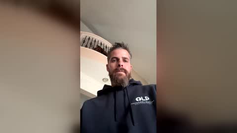 Snapshot of playfull83 chatting on January 12, 2026, 3:17 pm playfull83 online show from January 12, 2026, 3:17 pm