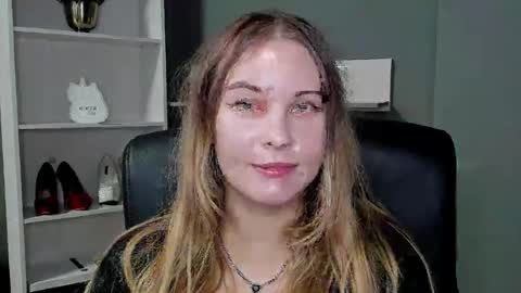 Snapshot of playgirl_valeria chatting on November 10, 2025, 10:09 pm Valeria online show from November 10, 2025, 10:09 pm