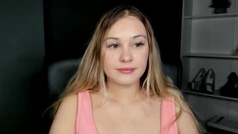 Valeria online show from May 28, 2026, 8:50 pm