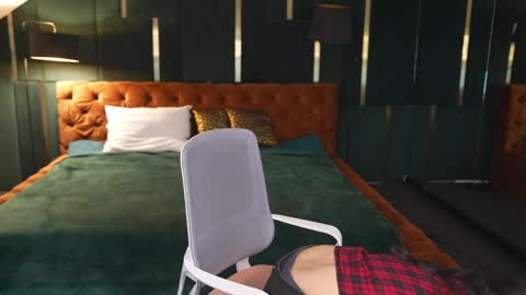 Lana online show from April 7, 2026, 10:15 am