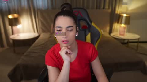 Lana online show from June 10, 2026, 6:45 am