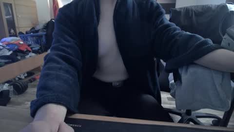 Snapshot of plboy23 chatting on March 7, 2026, 9:06 am Hello ask me . Im glad to see you here in my room. Welcome PVT is open online show from March 7, 2026, 9:06 am