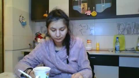 pleas3s_sweet online show from February 20, 2025, 3:45 am