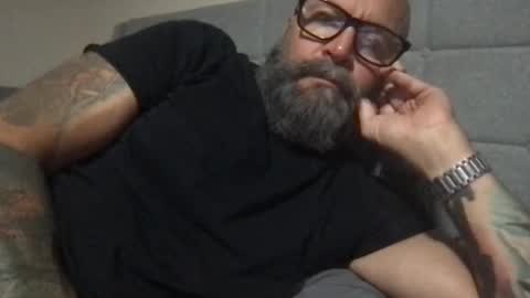 Snapshot of pleasesitonmycock chatting on June 6, 2026, 6:29 am PleaseSitOnMyCock online show from June 6, 2026, 6:29 am