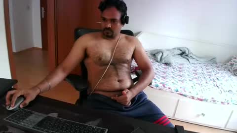 Sam online show from July 5, 2026, 4:14 pm