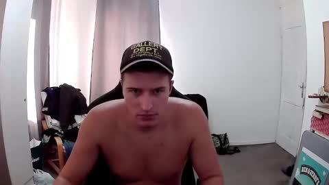 Snapshot of plkrisztian chatting on September 22, 2025, 2:41 pm plkrisztian online show from September 22, 2025, 2:41 pm