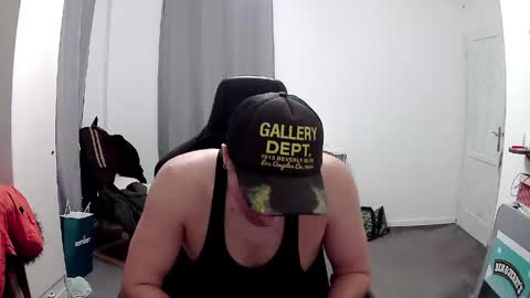 plkrisztian online show from March 23, 2026, 10:25 pm