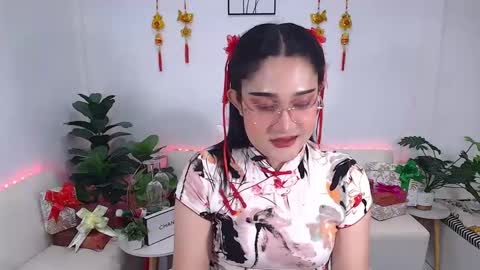 Ploysai online show from January 28, 2025, 12:54 pm