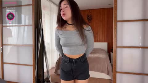 Snapshot of plumybun chatting on September 21, 2025, 4:25 am Acey online show from September 21, 2025, 4:25 am