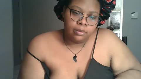 Plushbunny420 online show from January 6, 2025, 2:58 am