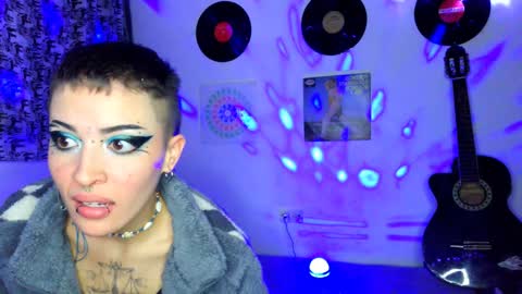 Snapshot of plutonblue369 chatting on December 12, 2024, 2:26 am online show from December 12, 2024, 2:26 am