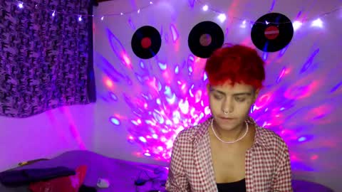 Snapshot of plutonblue369 chatting on December 24, 2024, 3:27 am online show from December 24, 2024, 3:27 am