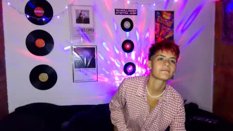 Snapshot of plutonblue369 chatting on March 6, 2025, 2:09 am online show from March 6, 2025, 2:09 am