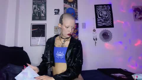    online show from November 15, 2025, 1:03 am