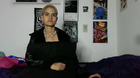    online show from March 15, 2026, 2:06 am