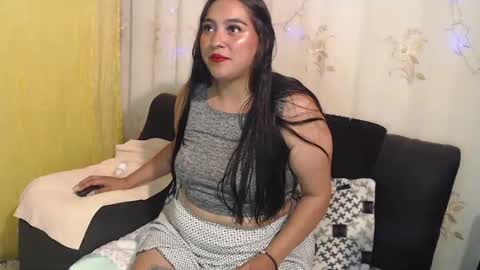 Lily online show from December 15, 2024, 4:40 am