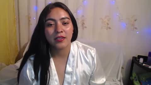 Lily online show from December 27, 2024, 5:52 am