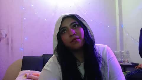 Lily online show from January 16, 2025, 3:02 pm