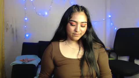 Lily online show from February 7, 2025, 6:24 am