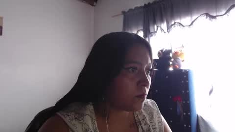 Lily online show from September 24, 2025, 2:31 pm