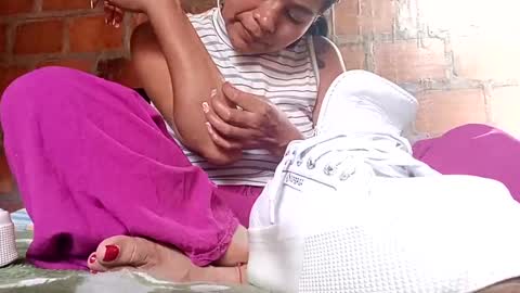 pocahontasdoll95 online show from April 27, 2026, 4:16 pm