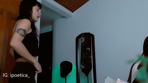 IG ipoetica  online show from January 15, 2025, 12:04 pm