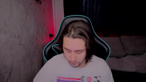 Snapshot of pohyi_ chatting on February 18, 2026, 7:48 am pohyi_ online show from February 18, 2026, 7:48 am