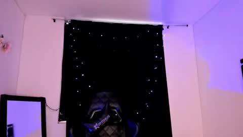 Snapshot of poison_willow chatting on February 12, 2025, 9:54 pm Willow Hours 12pm to 630pm Colombian time FRIDAY AND SUNDAY FREE DAYS online show from February 12, 2025, 9:54 pm
