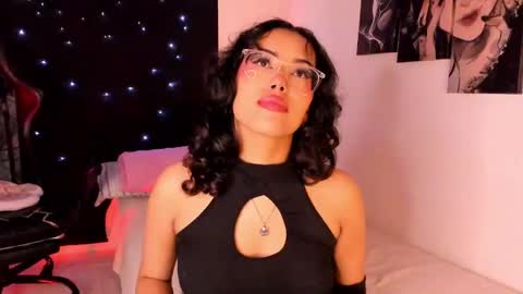 Snapshot of poison_willow chatting on February 19, 2025, 8:41 pm Willow Hours 12pm to 630pm Colombian time FRIDAY AND SUNDAY FREE DAYS online show from February 19, 2025, 8:41 pm