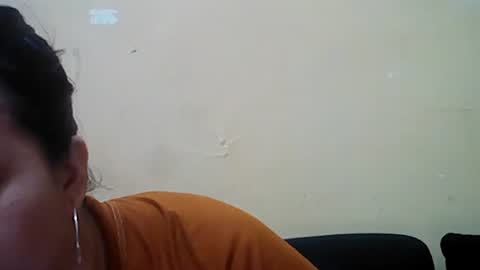 poisonousivy30 online show from May 1, 2026, 5:39 pm