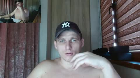 Snapshot of poliglotjoe2 chatting on March 28, 2026, 4:45 am Poliglotjoe2 online show from March 28, 2026, 4:45 am