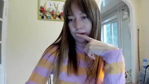 Snapshot of polihoney chatting on October 24, 2025, 1:51 pm Polina online show from October 24, 2025, 1:51 pm