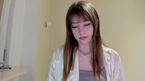 Snapshot of polihoney chatting on March 16, 2026, 6:34 pm Polina online show from March 16, 2026, 6:34 pm