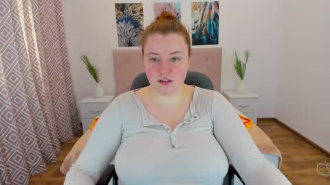 Snapshot of polinasallivan chatting on December 9, 2024, 10:32 am Polina online show from December 9, 2024, 10:32 am