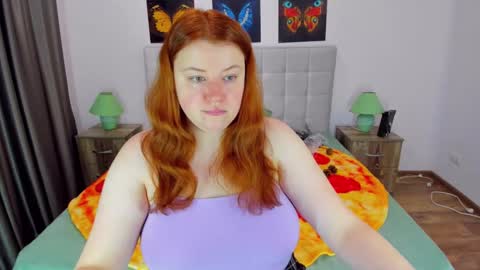 Snapshot of polinasallivan chatting on December 20, 2024, 8:06 am Polina online show from December 20, 2024, 8:06 am