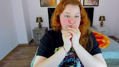 Snapshot of polinasallivan chatting on January 12, 2025, 10:56 am Polina online show from January 12, 2025, 10:56 am